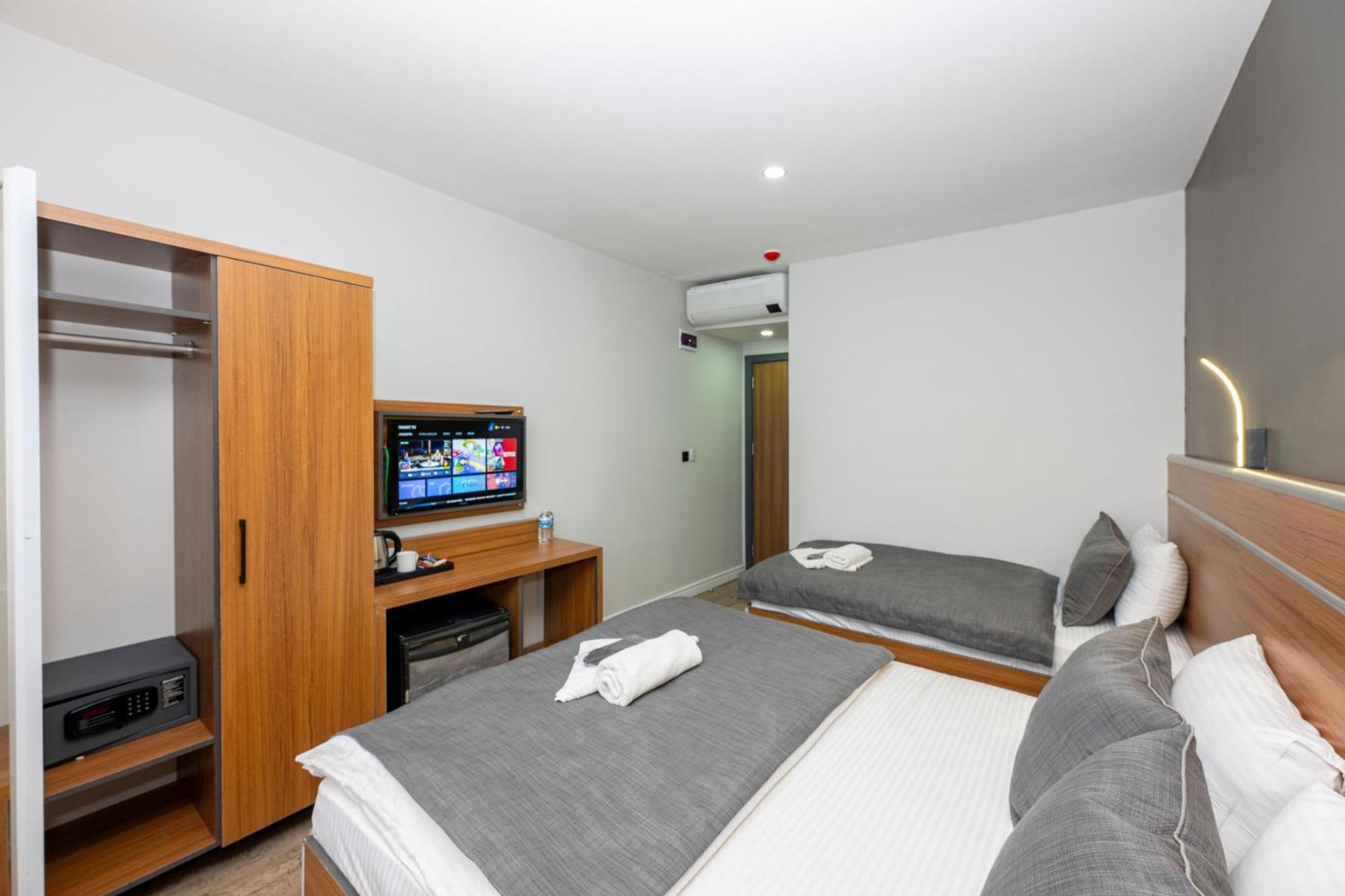 Mayza Otel Istanbul Exterior photo